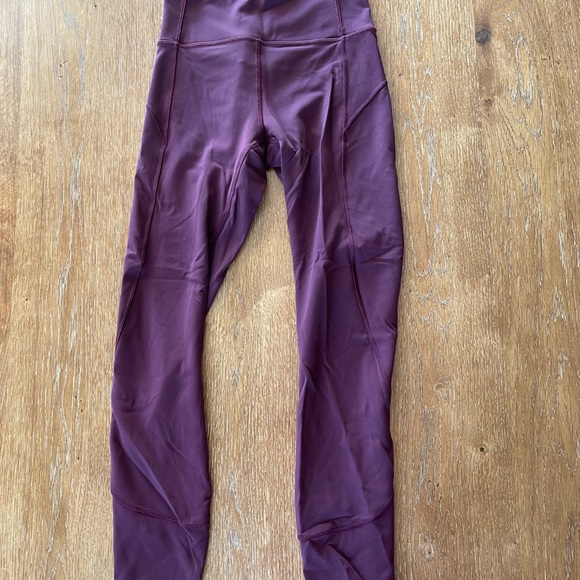 Lululemon In Movement - Cassis - Picture 3 of 6